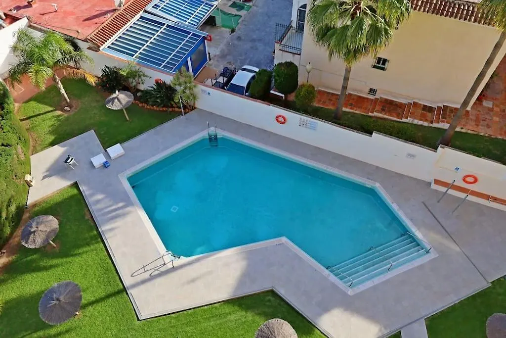 Vistas Al Mar Y Al Puerto Deportivo Apartman Benalmádena
